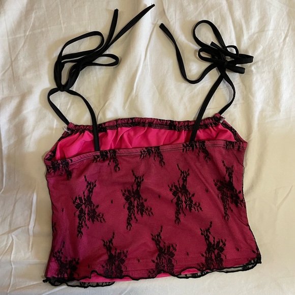 Very cute mesh top - Picture 4 of 4